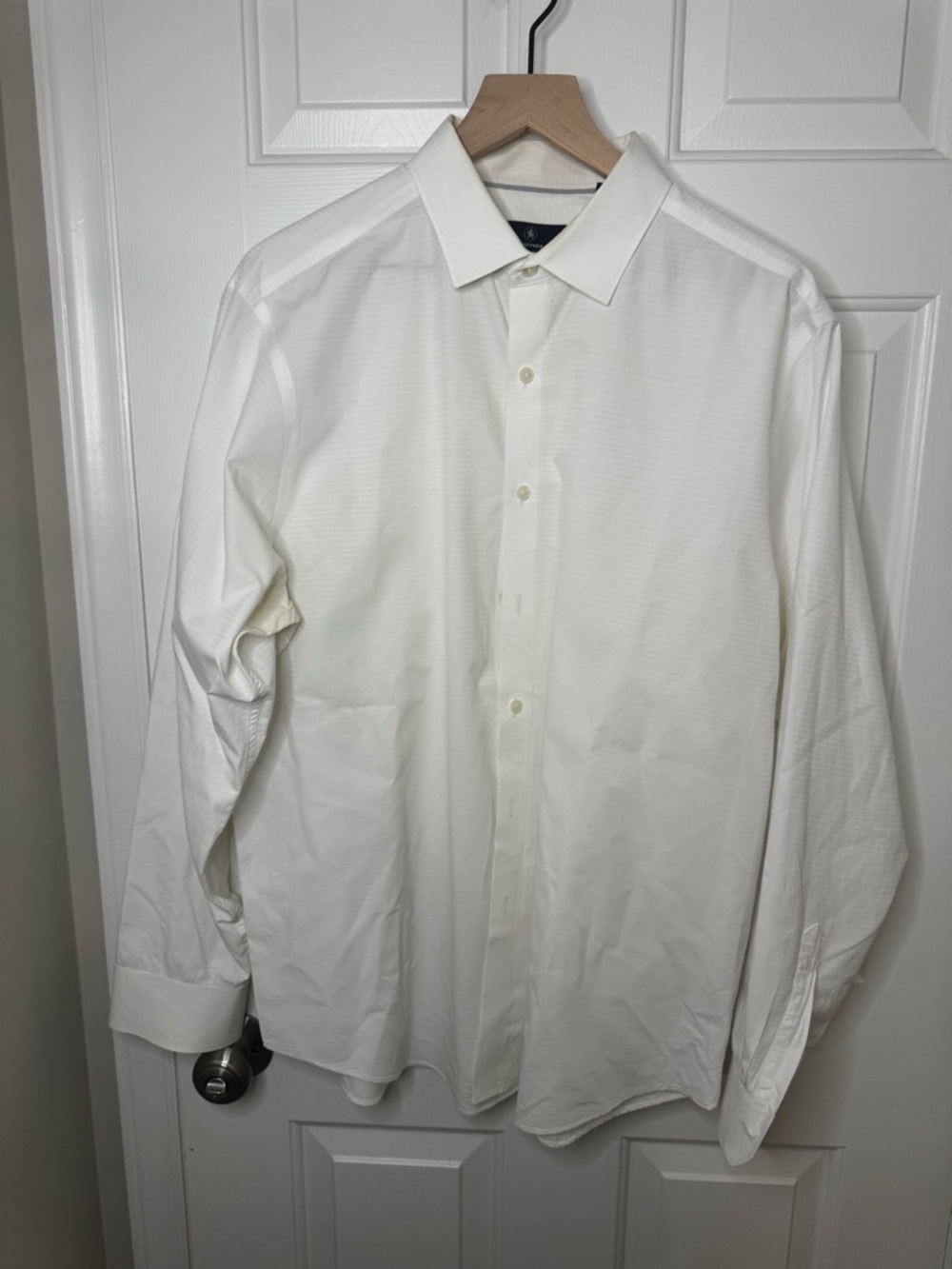 Hart Schaffner Marx Men's Classic Dress Shirt - White